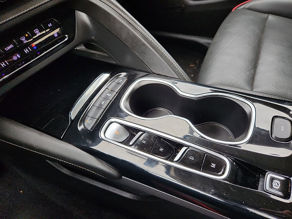 Used 2023 Buick Envision Essence w/ Sport Touring Package FWD image 12