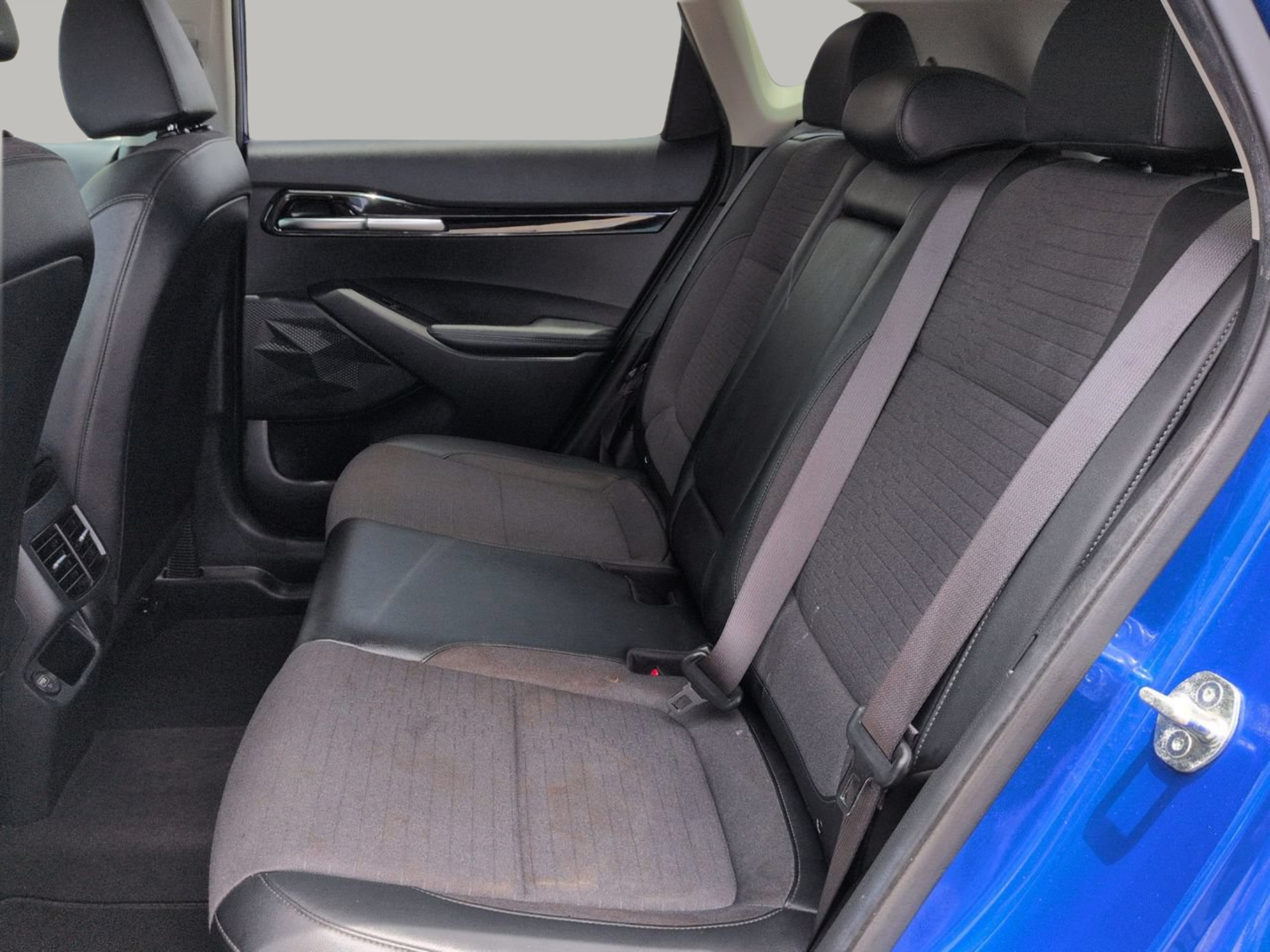 Used 2023 Kia Seltos S FWD image 18