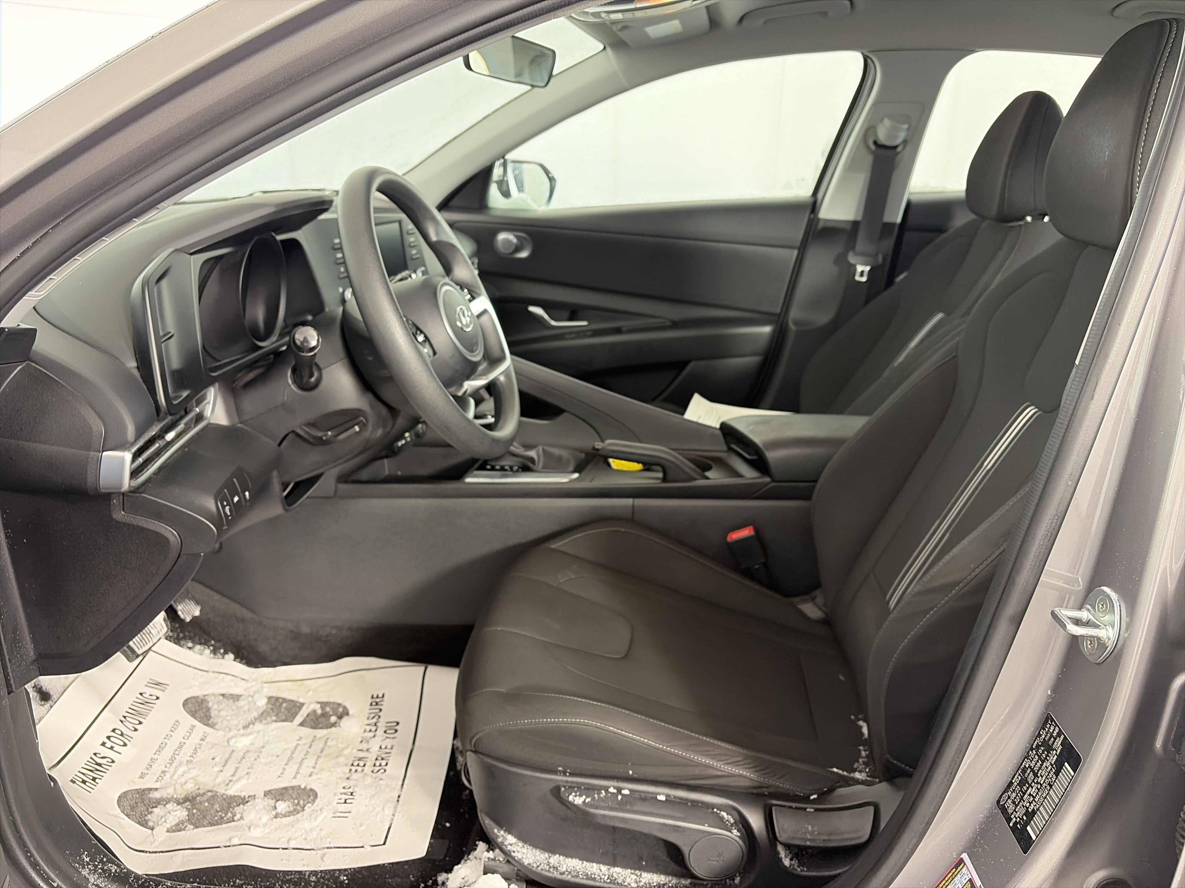 Used 2023 Hyundai Elantra SEL image 6