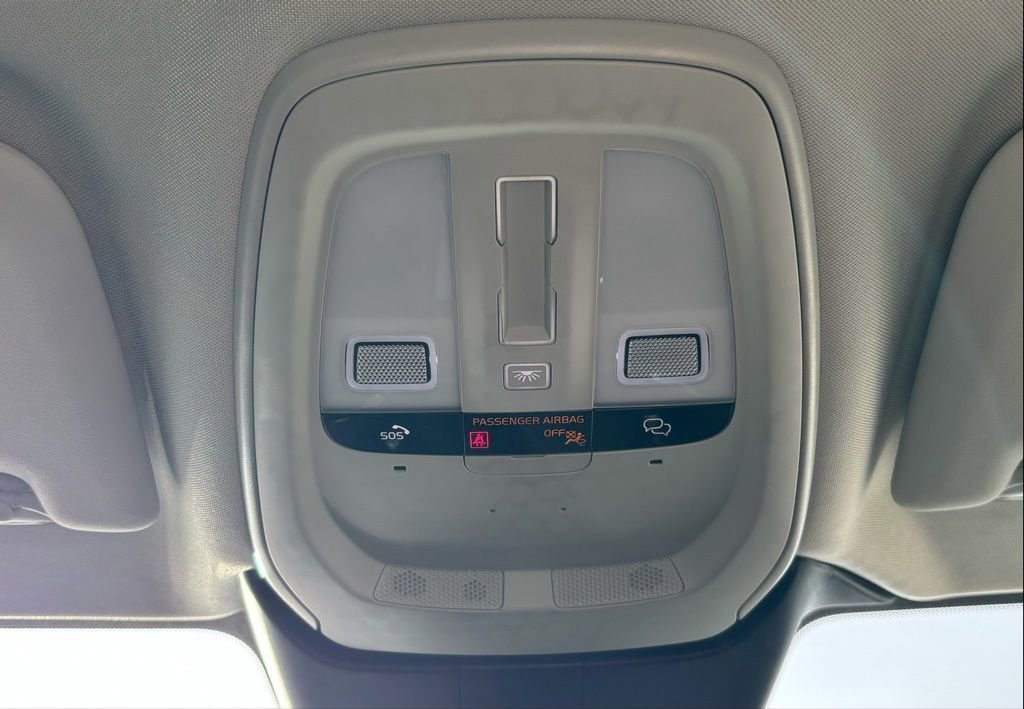 Certified 2025 Volvo S60 B5 Plus image 11