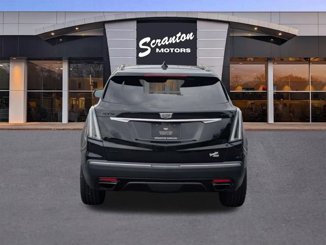 Used 2023 Cadillac XT5 Sportv w/ Technology Package AWD/4WD image 4