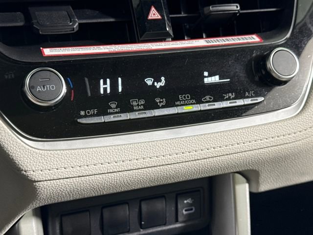 Used 2024 Toyota Corolla Cross LE image 37