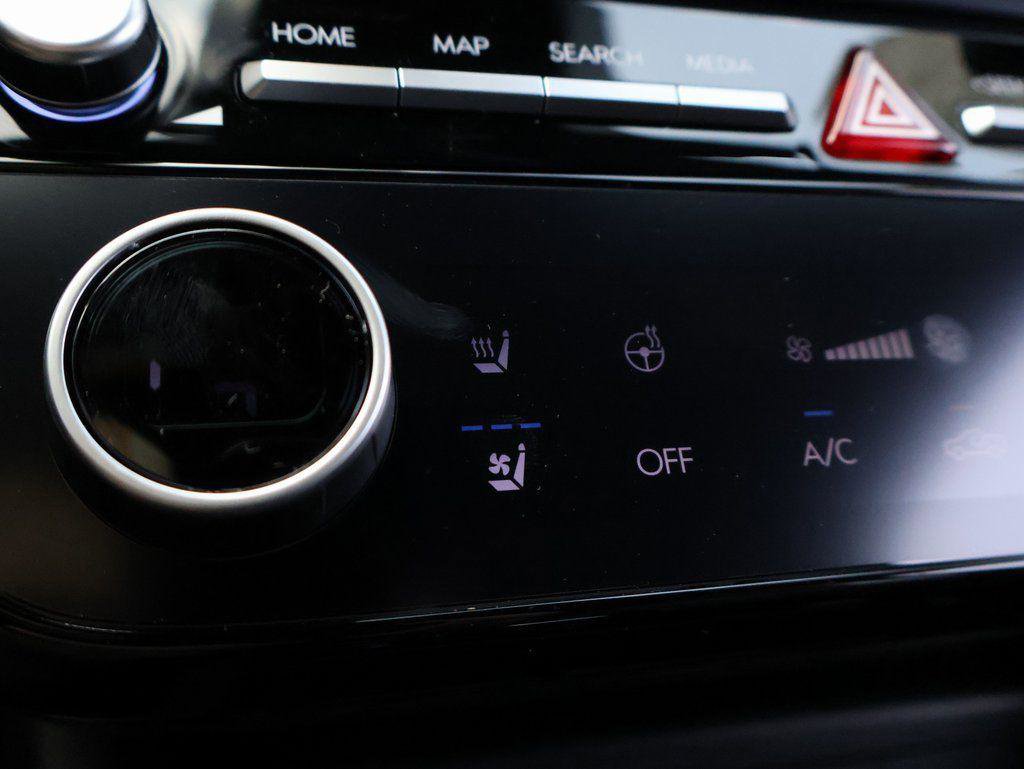 New 2025 Hyundai Santa Cruz Limited AWD/4WD image 38