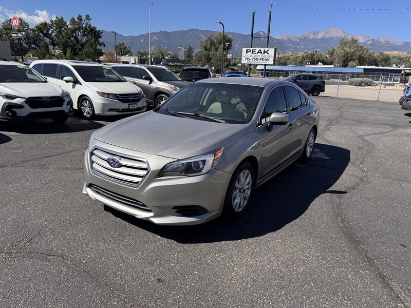 Used 2017 Subaru Legacy 2.5i Premium AWD/4WD image 3