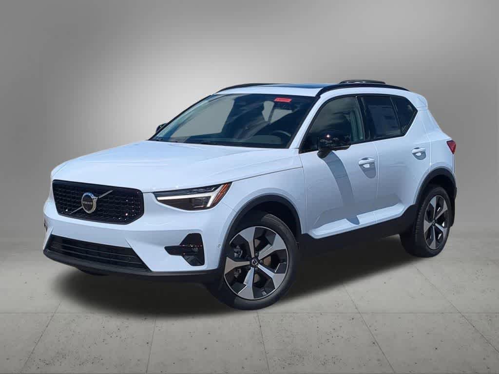 New 2026 Volvo XC40 B5 Plus w/ Protection Package Premier AWD/4WD image 1