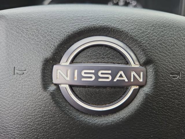 Used 2022 Nissan Frontier SV w/ Technology Package image 5