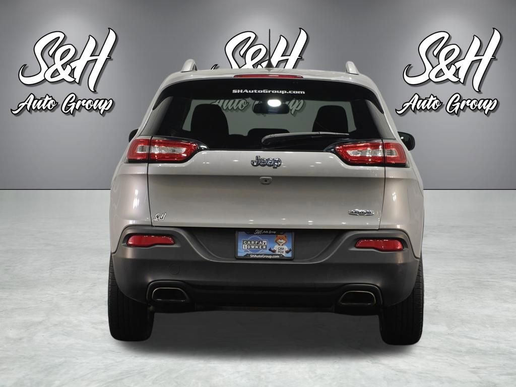 Used 2017 Jeep Cherokee Latitude w/ Cold Weather Group image 15