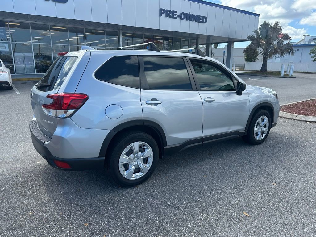 Used 2019 Subaru Forester image 3