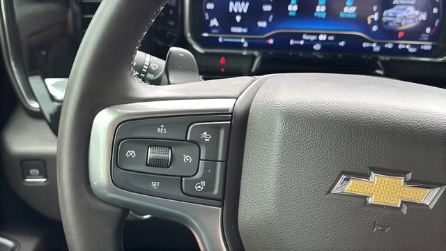 Used 2025 Chevrolet Silverado 1500 LTZ w/ LTZ Premium Package AWD/4WD image 23