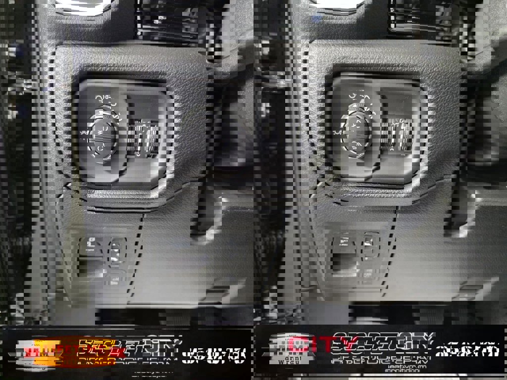 New 2026 RAM 1500 Laramie w/ Night Edition image 15