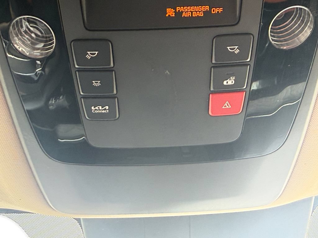 Used 2024 Kia Carnival SX FWD image 21