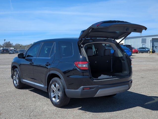 Used 2023 Honda Pilot EX-L image 5