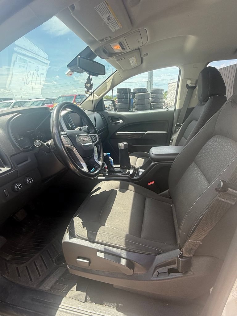 Used 2020 GMC Canyon SLE w/ Driver Alert Package AWD/4WD image 16