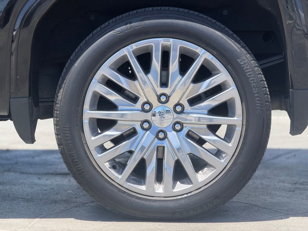 Used 2019 GMC Sierra 1500 Denali w/ Denali Ultimate Package AWD/4WD image 2