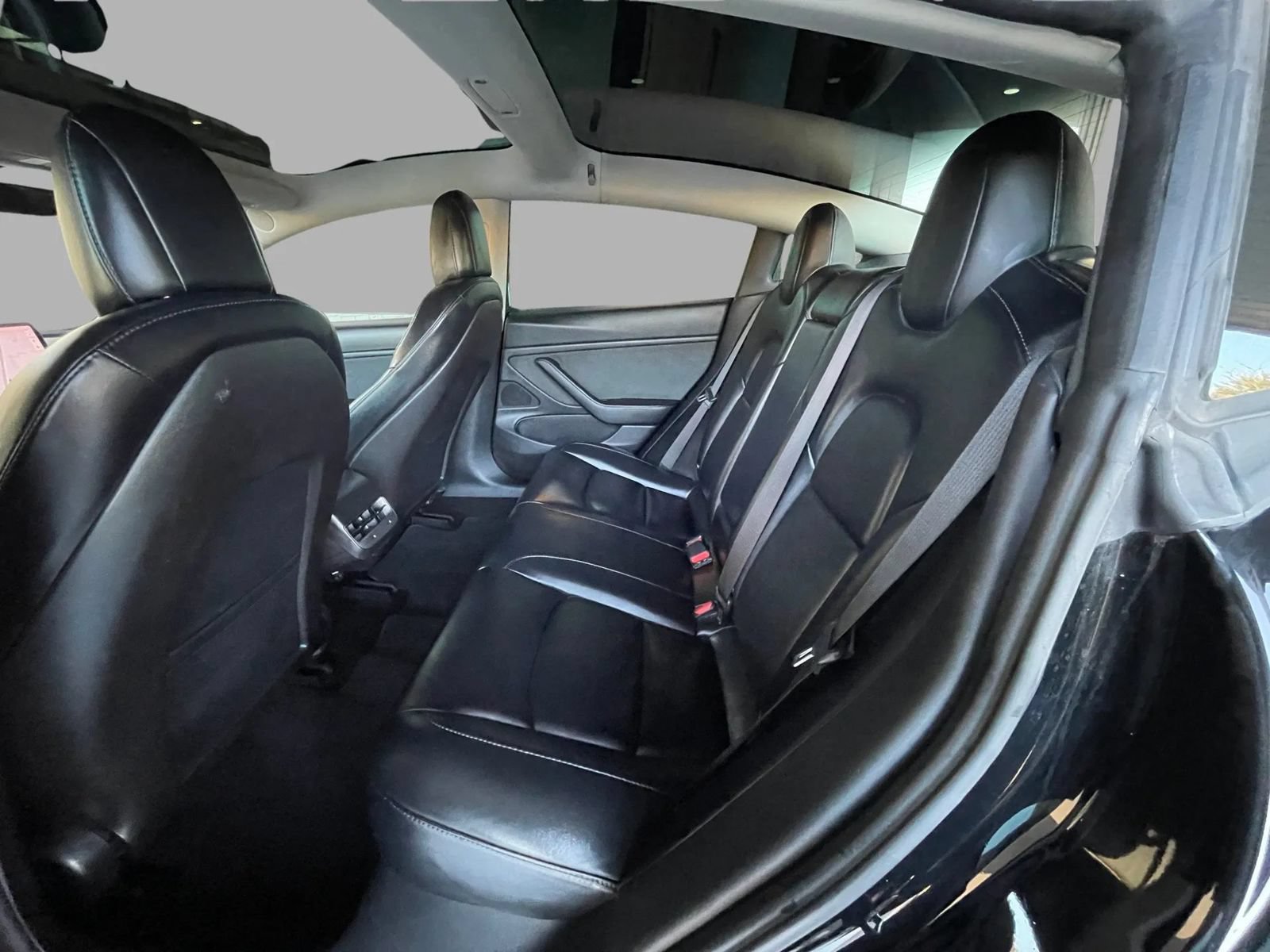 Used 2018 Tesla Model 3 Performance AWD/4WD image 24