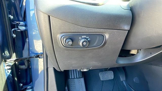 Used 2024 Chevrolet Equinox RS w/ RS Leather Package FWD image 25