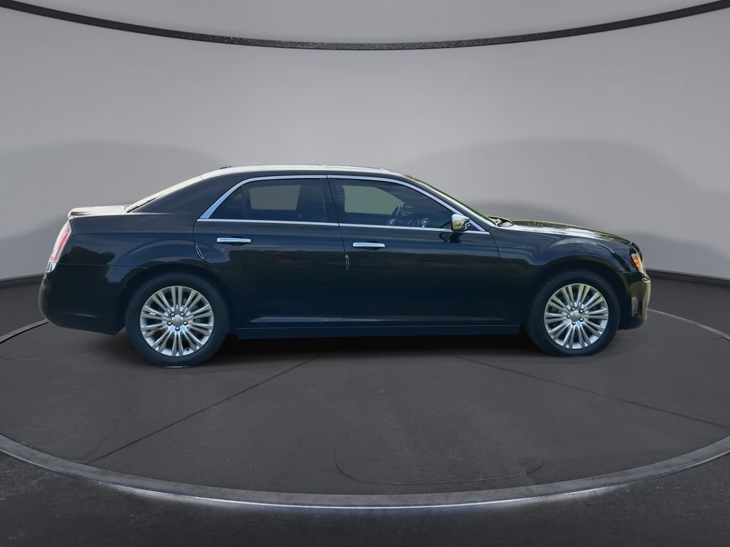 Used 2013 Chrysler 300 C w/ Light Group AWD/4WD image 9