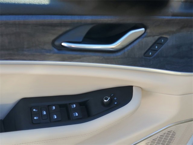 New 2025 Jeep Grand Cherokee Limited w/ Trailer Tow Package image 17