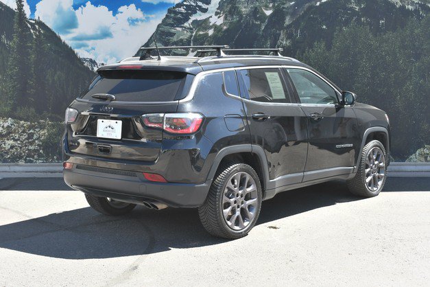 Used 2020 Jeep Compass High Altitude AWD/4WD image 3