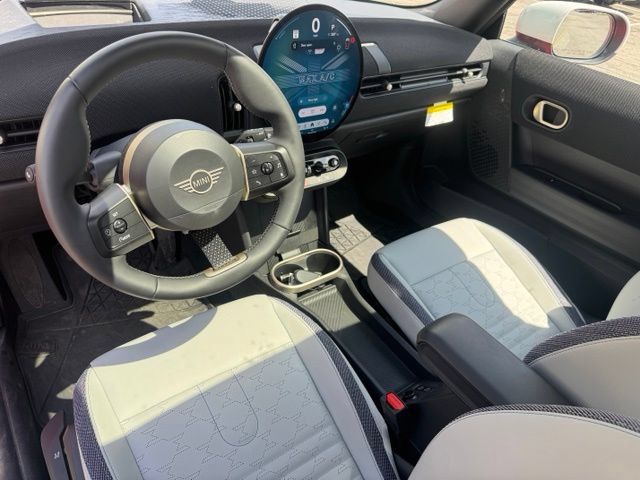 Used 2026 MINI Cooper 2-Door Hardtop FWD image 17