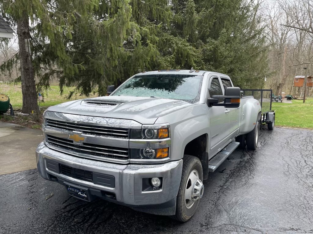 Used 2017 Chevrolet Silverado 3500 LT w/ LT Convenience Package image 2