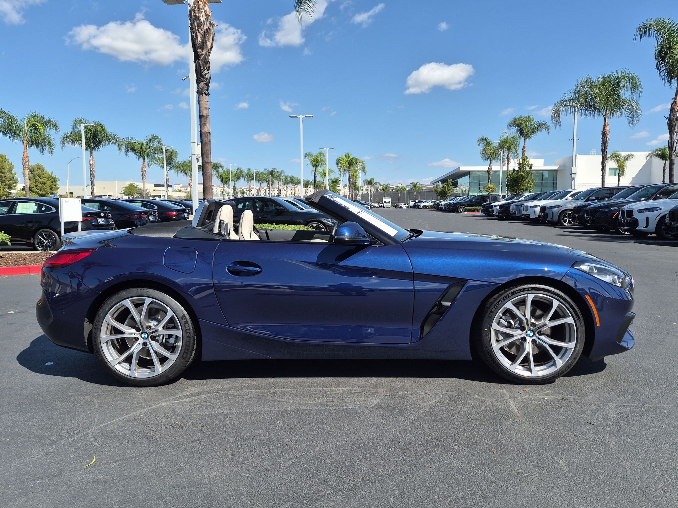 Used 2020 BMW Z4 sDrive30i w/ Convenience Package RWD image 11
