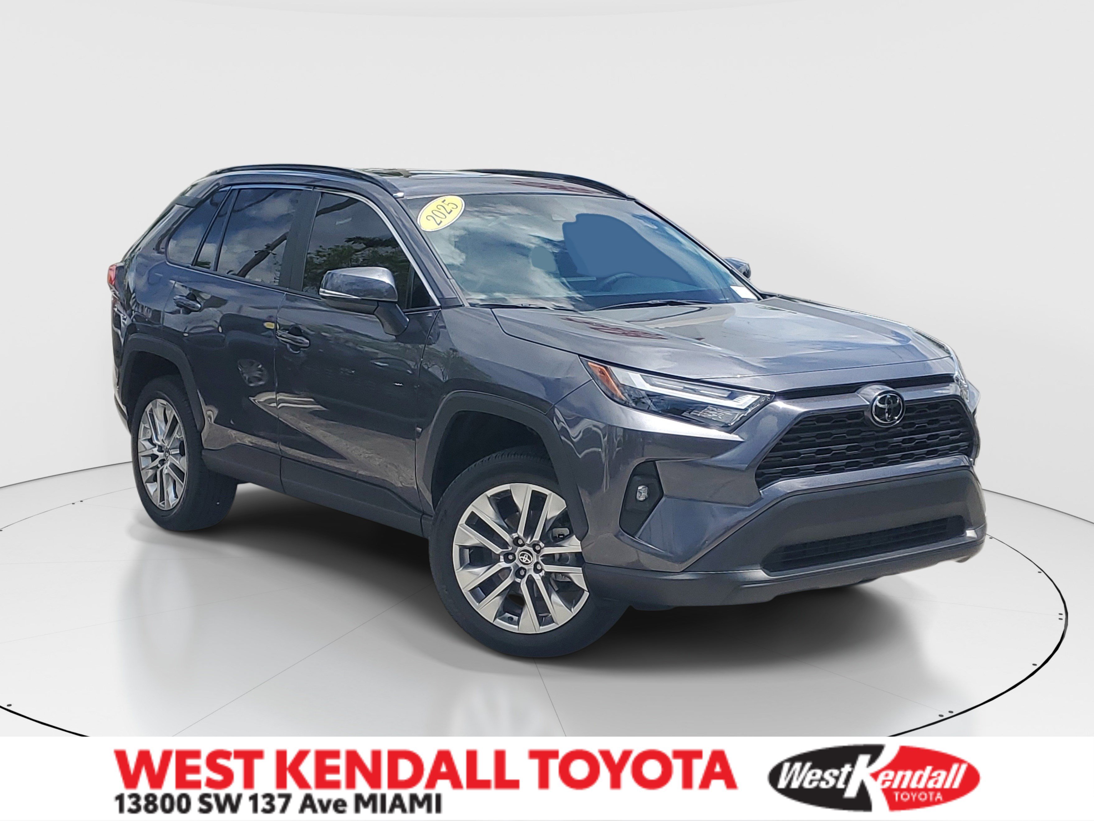 Used 2025 Toyota RAV4 XLE Premium w/ Weather Package AWD/4WD video 1
