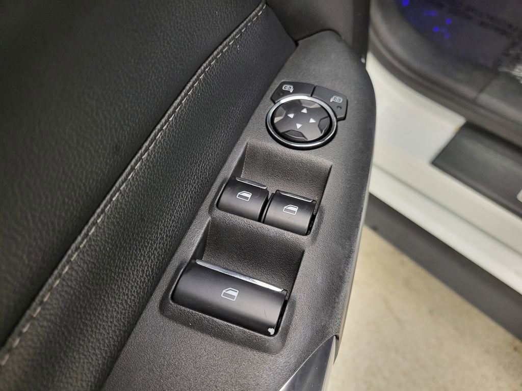 Used 2022 Ford Mustang Premium image 25