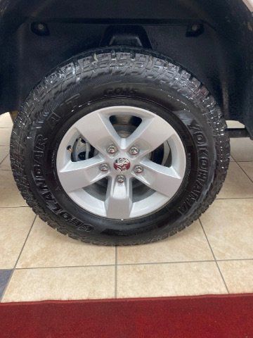Used 2022 RAM 1500 Classic SLT w/ Electronics Group image 33