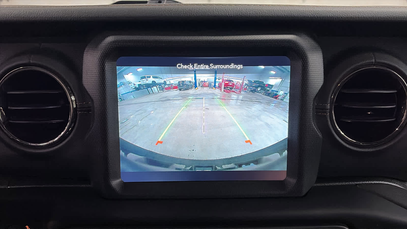 Used 2021 Jeep Wrangler Unlimited Sahara image 16