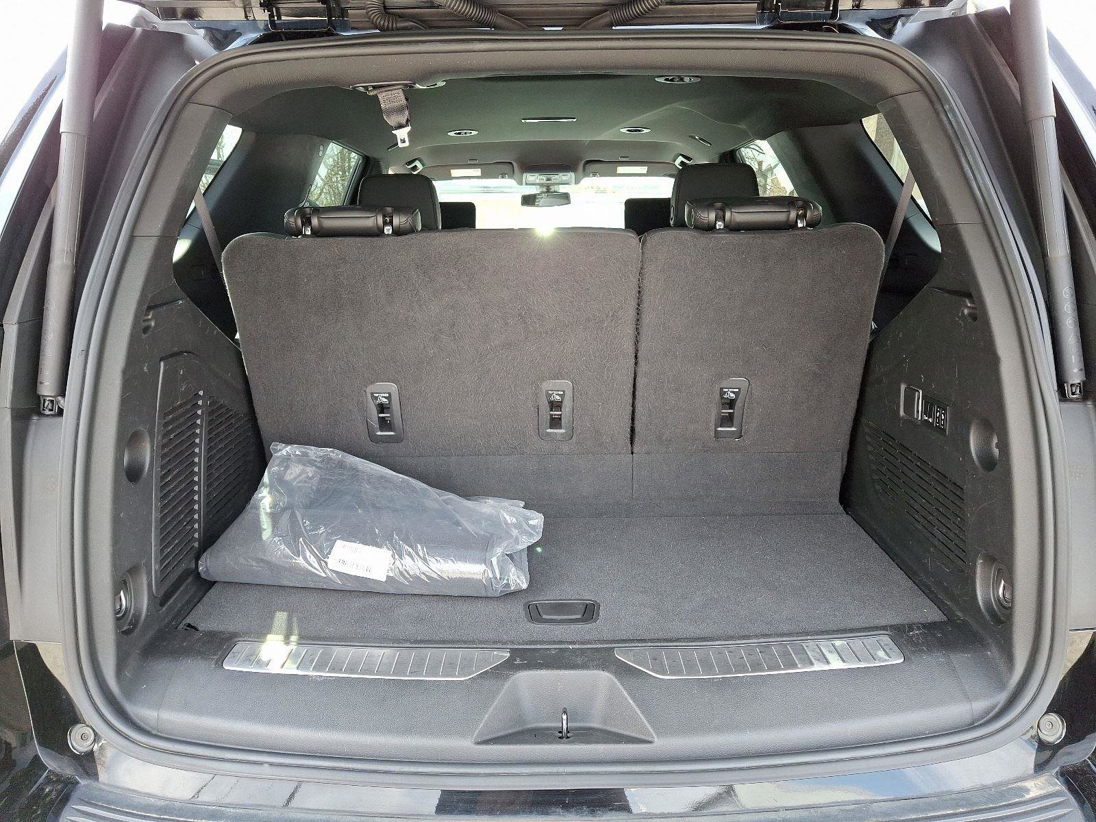 Used 2022 Chevrolet Tahoe Z71 w/ Z71 Off-Road Package image 28