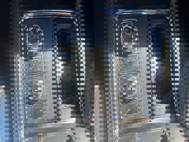 Used 2022 Ford Expedition Platinum image 22