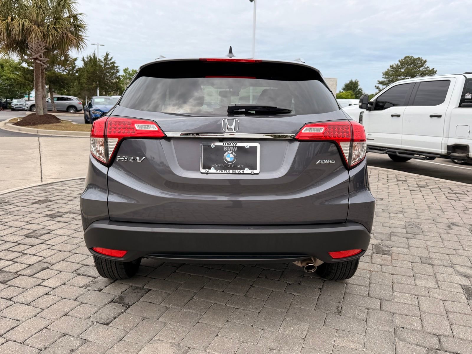 Used 2022 Honda HR-V EX image 9