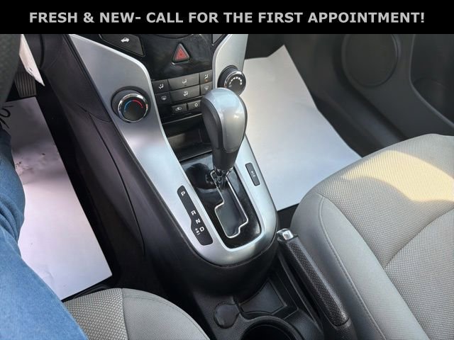 Used 2016 Chevrolet Cruze LT image 17