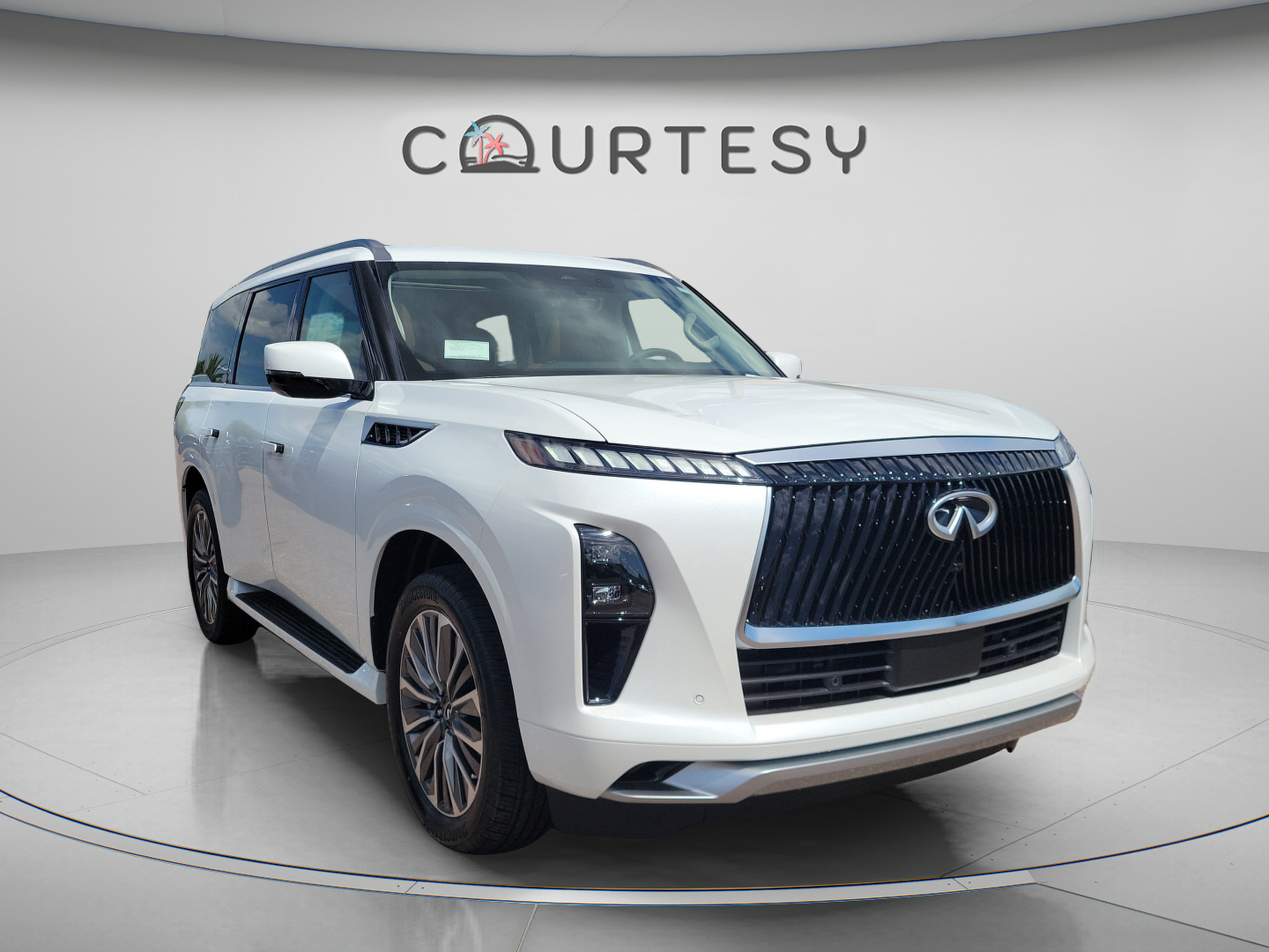 New 2027 INFINITI QX80 Luxe w/ Cargo Package RWD image 4