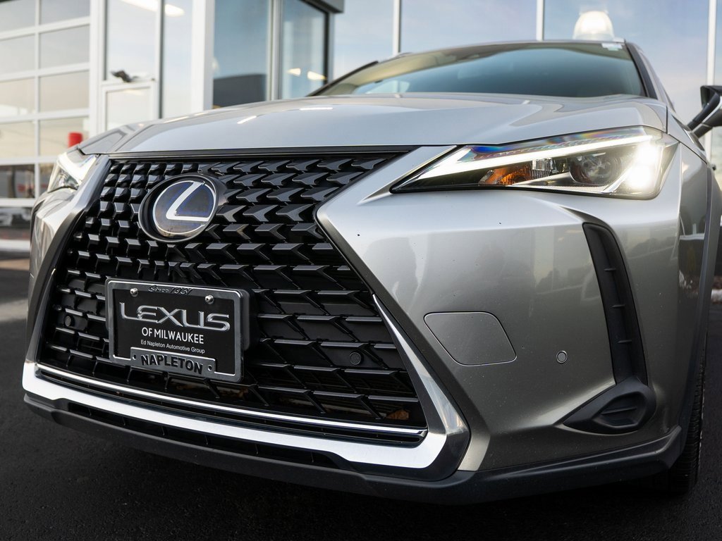 Used 2021 Lexus UX 250h w/ Accessory Package (Z1) image 9