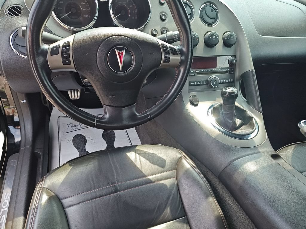 Used 2008 Pontiac Solstice GXP w/ Premium Package RWD image 10