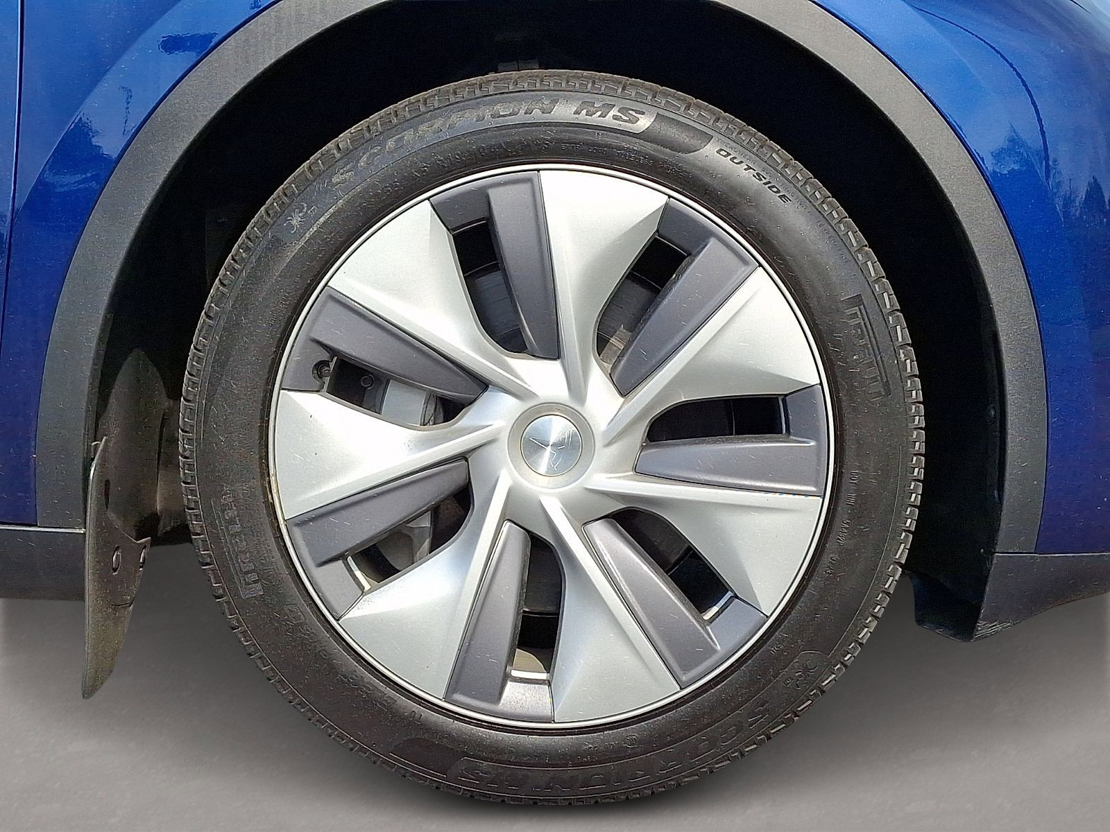 Used 2023 Tesla Model Y Long Range AWD/4WD image 8