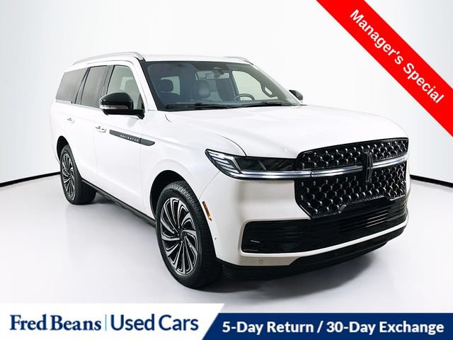 Certified 2025 Lincoln Navigator Black Label AWD/4WD image 1