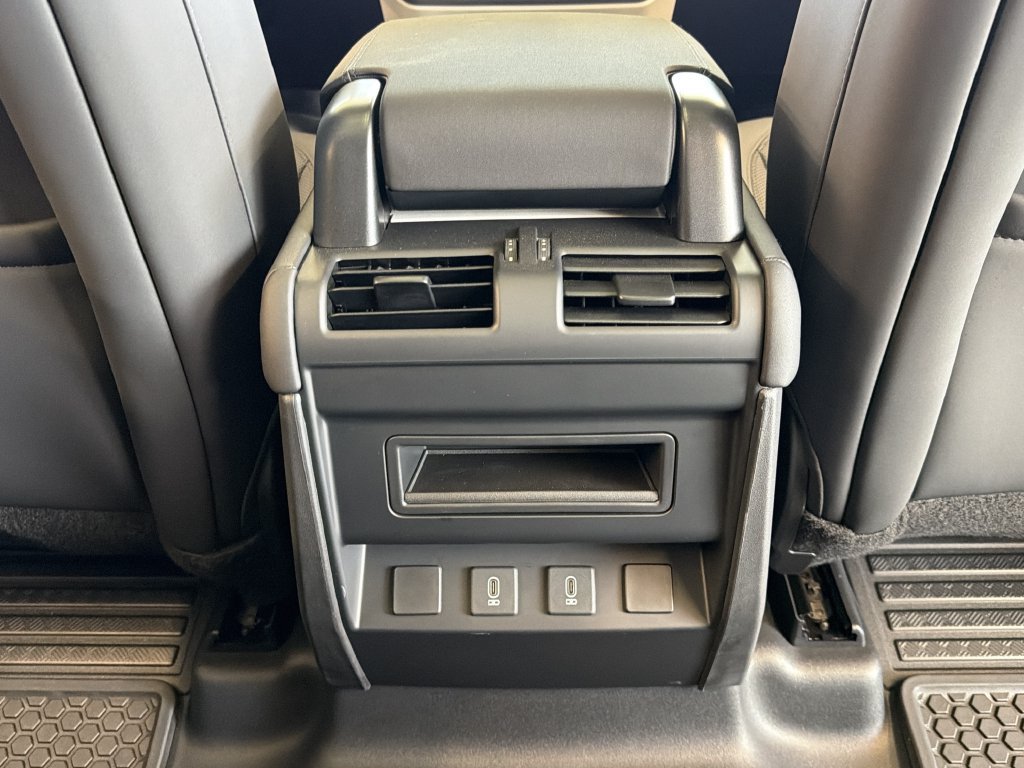 New 2026 Land Rover Defender 110 S AWD/4WD image 18