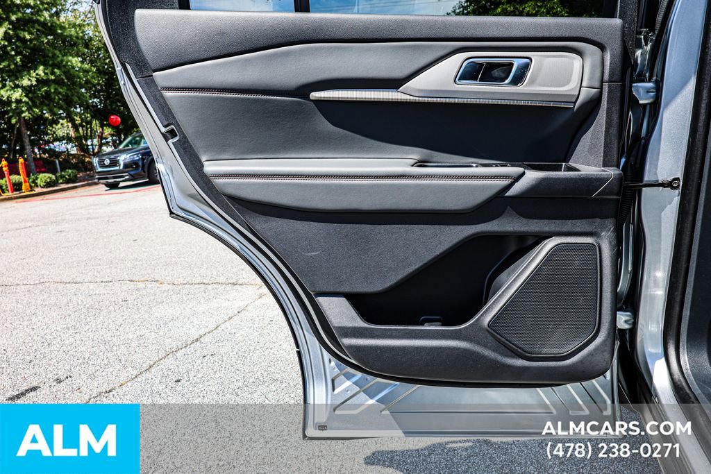 Used 2025 Ford Explorer Active image 49