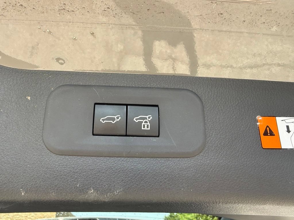 Certified 2026 Lexus TX 500h AWD w/ Technology Package image 22