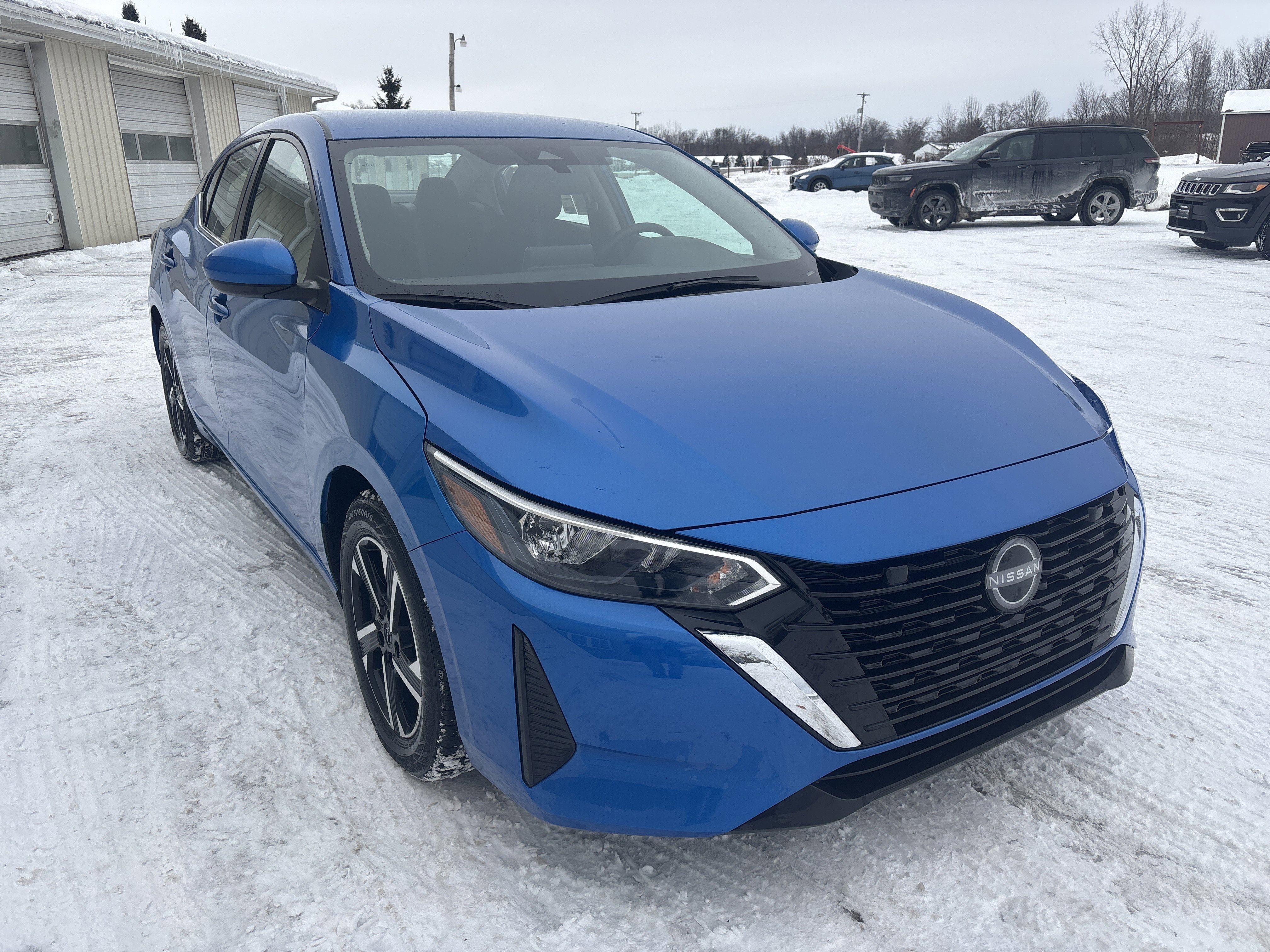 Used 2024 Nissan Sentra SV image 1