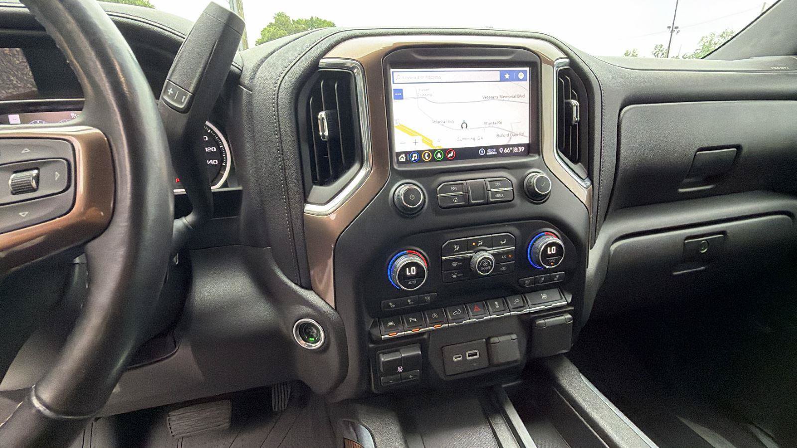 Used 2020 Chevrolet Silverado 1500 High Country w/ Technology Package AWD/4WD image 6