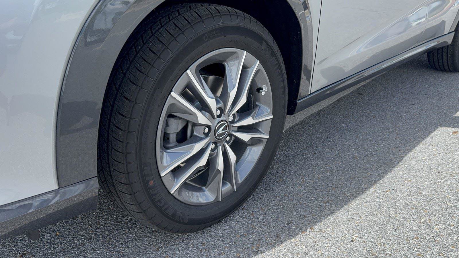 Certified 2025 Acura ADX FWD image 20