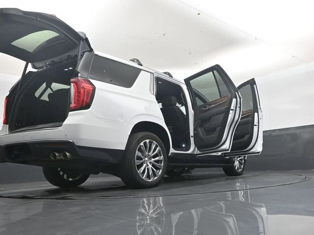 Used 2021 GMC Yukon Denali w/ Denali Premium Package image 55