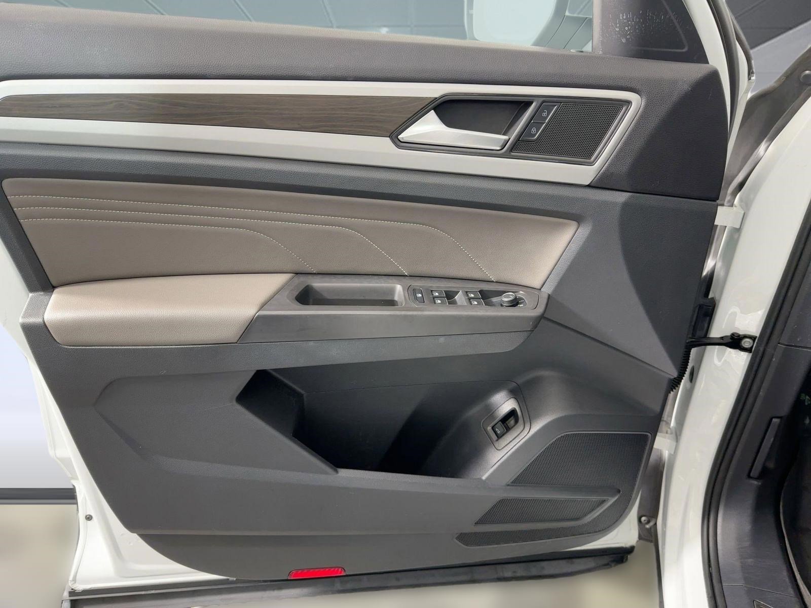 Used 2022 Volkswagen Atlas SE image 20