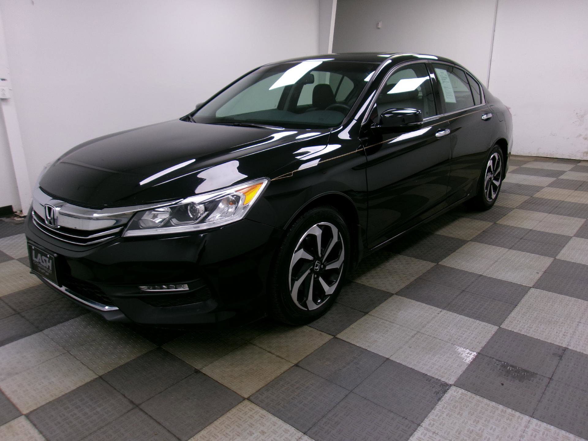 Used 2017 Honda Accord EX-L
