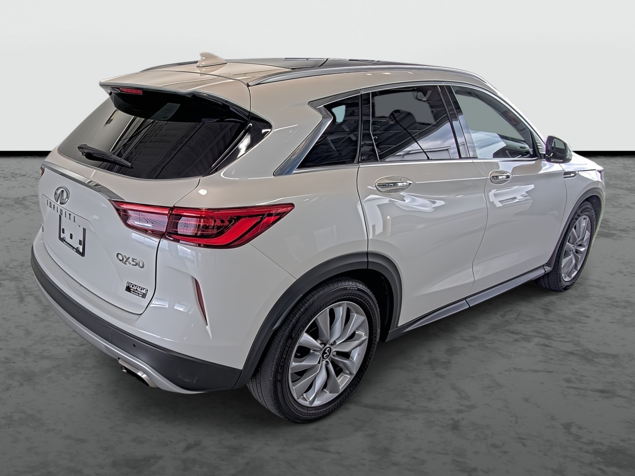 Used 2020 INFINITI QX50 Luxe AWD/4WD image 14