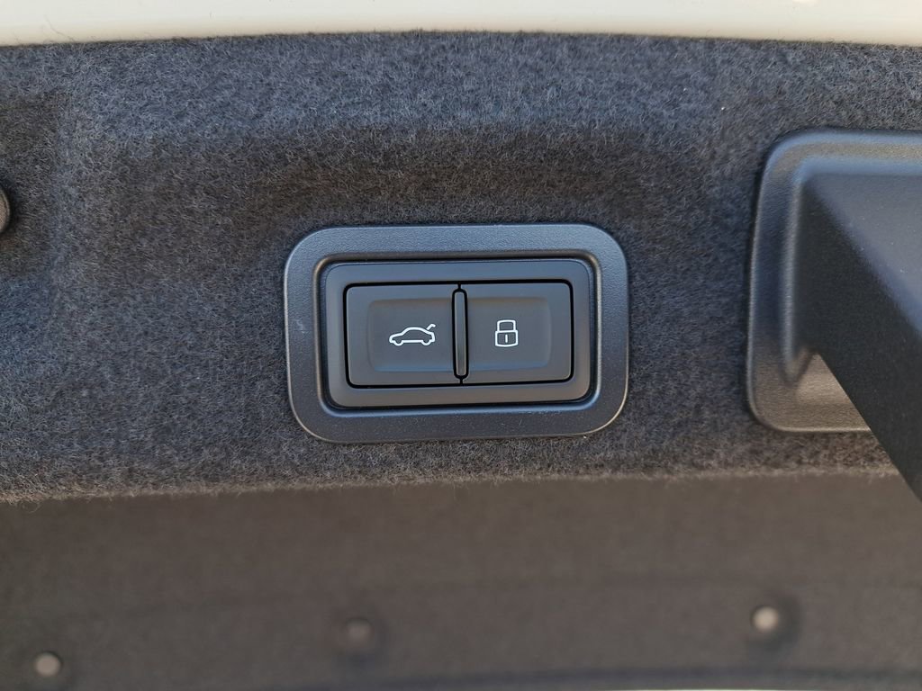 New 2026 Audi A6 Premium image 32